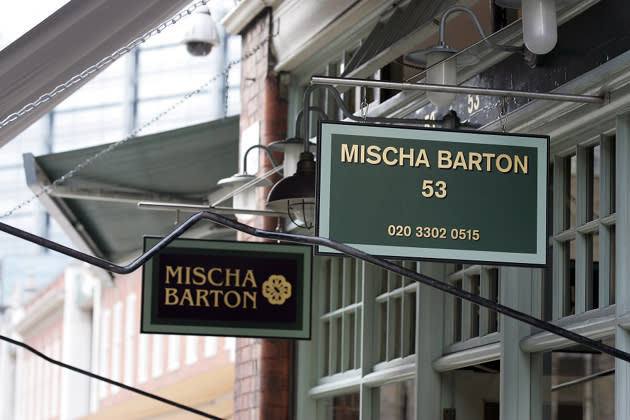 Das Schild der Boutique von Mischa Barton am Spitalfields Market (Bild: Getty Images)