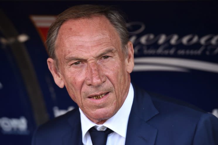 Nel cuore di Zdenek Zeman un posto speciale ce l’hanno Roma e la Roma. I giallorossi li ha allenati in due parentesi (’97-99 e 2012-2013) sfortunate e tribolate. Nemmeno ai laziali, ai quali ha regalato qualche soddisfazione in più, ha lasciato un buon ricordo. (Foto: Getty Images)