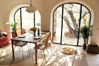 <p>A dining area that looks out to the beautiful mountainscape. (Airbnb) </p>