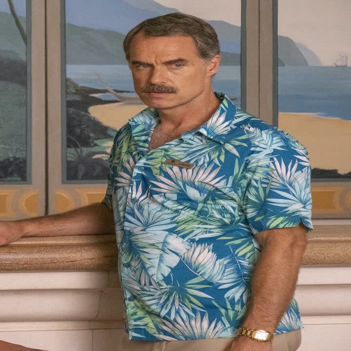 Murray Bartlett in a Hawaiian shirt