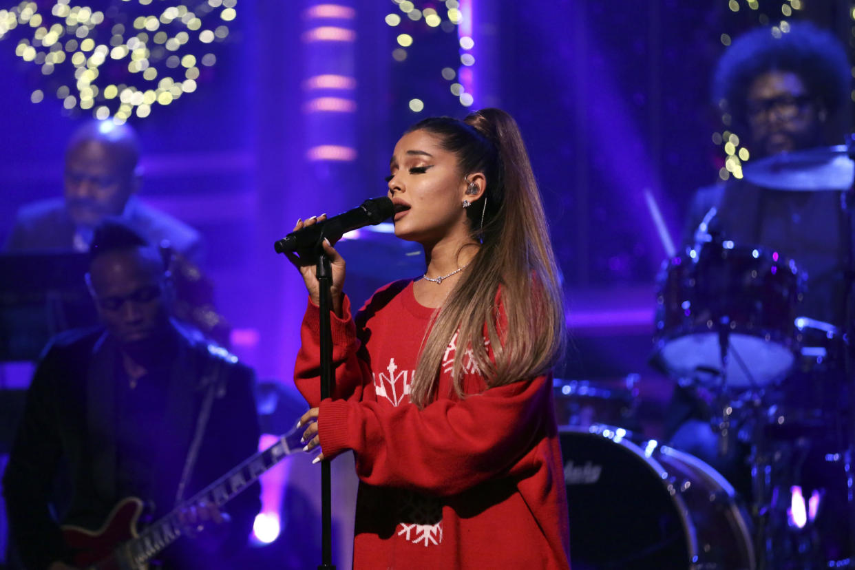 Ariana Grande performs on "The Tonight Show" on Dec. 18. As in the real world, women in&nbsp;the music industry are expected to have sex appeal, whereas men just have to&nbsp;sing. (Photo: NBC via Getty Images)