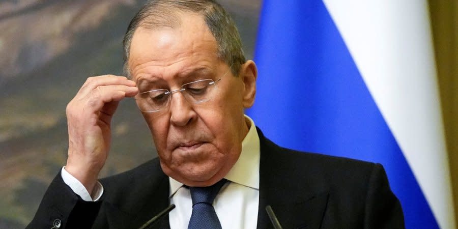 Lavrov threatens nuclear weapons again