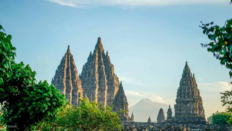 Prambanan Temple Ticket in Yogyakarta. (Photo: Klook SG)