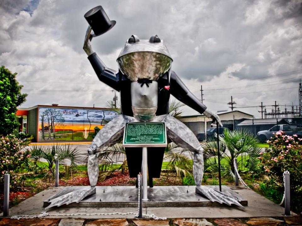 Big Frog Statue Rayne Louisiana