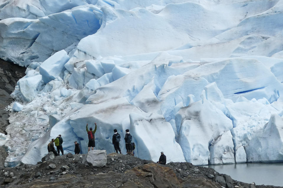 An Alaska tourist spot will vote whether to ban cruise ships on