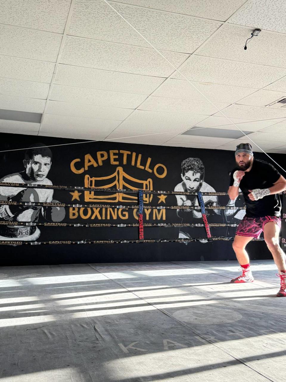 Jorge Masvidal ha realizado su campamento en Las Vegas en el gimnasio del profesor Jorge Capetillo.