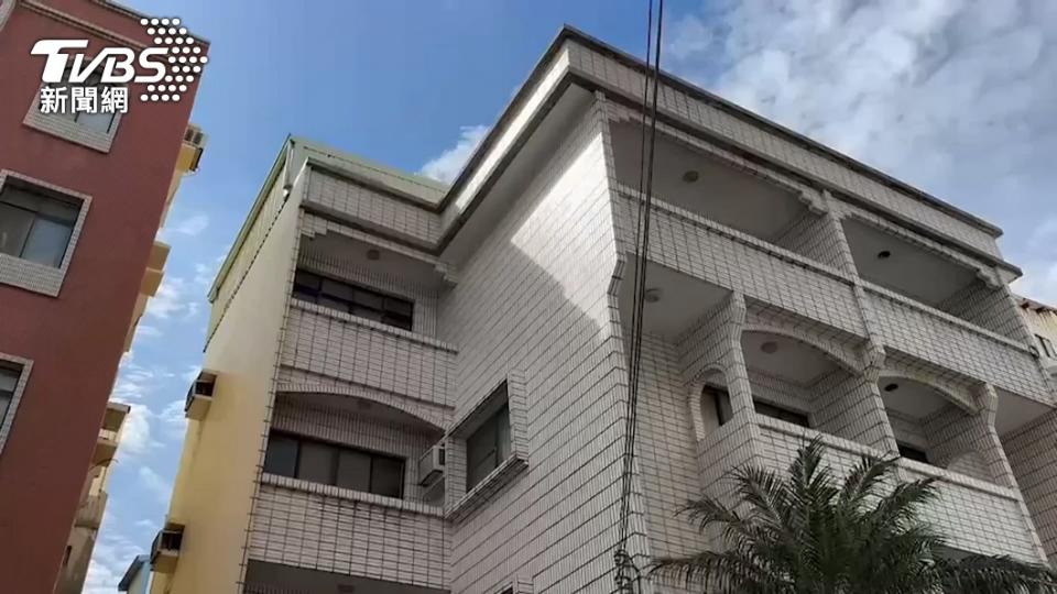 柯文哲新竹市老家頂樓爆違建。（圖／TVBS資料畫面）