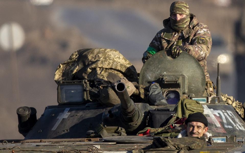 What Ukraine needs to defeat Putin in 2023 Ukraine tank soldiers - Mustafa Ciftci/Anadolu Agency via Getty Images