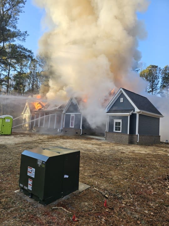 IOW Creekway Drive fire (Courtesy: Isle of Wight County Fire Rescue)