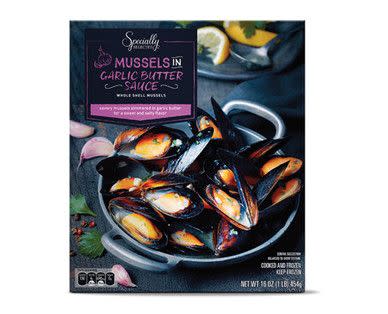 <p>Mussels aren't something you think you can ever have without shelling out (pun <em>in</em><em>tended</em>, actually) at a restaurant—and certainly not <em>good</em> mussels. That's why Specially Selected Mussels are one of Aldi shoppers' best-loved finds. They make turning your kitchen into a fancy little bistro so simple. Just remember to have some crusty bread handy, because you'll want to soak up every last drop of that sauce.</p>
