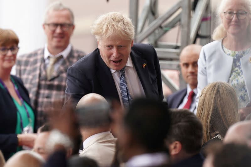 FOTO DE ARCHIVO. El primer ministro británico, Boris Johnson, llega para asistir al desfile del Jubileo de Platino, que marca el final de las celebraciones del Jubileo de Platino de la reina Isabel II, en Londres, Reino Unido