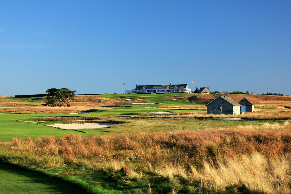 SOUTHAMPTON, NY - OCTOBER 04: EDITORS NOTE: Polarising filter used on the camera in this image: The 475 yards par 4, fourth hole "Pump House" at Shinnecock Hills Golf Club the host venue for the 2018 US Open Championship on October 4, 2017 in Southampton, New York. (Photo by David Cannon/Getty Images)