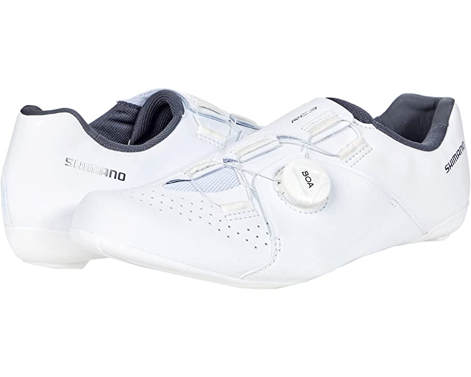 Zappos cycling shoe, best gravel biking accessories