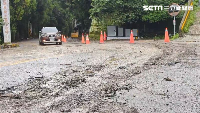 清境農場受到風災影響，多處積水，園區道路毀損，開園第一天上午遊客僅3人。(圖／翻攝畫面)