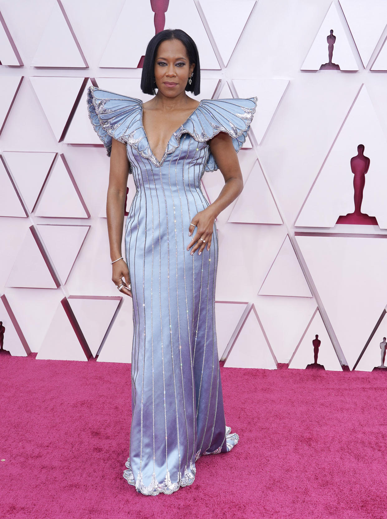 Regina King Oscars red carpet 2021 (Chris Pizzello / AP)