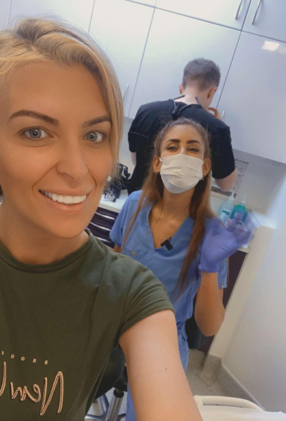 Amanda Turner after having remedial work in the UK to fix her teeth. (Supplied)