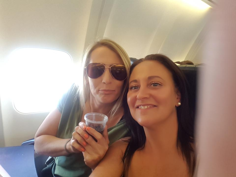 Kelly and Ruth on the plane (SWNS)