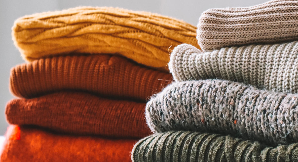 How to get rid of bobbles on jumpers and coats