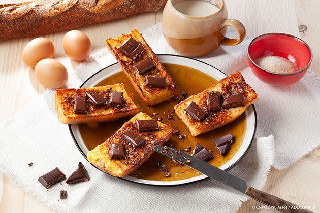 Dessert au chocolat rapide : le pain perdu baguette et chocolat noir