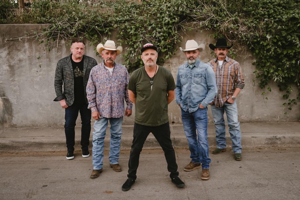 Since reuniting in 2011, the seminal Red Dirt band The Great Divide has continued touring and released last fall a new album of new songs called "Providence."