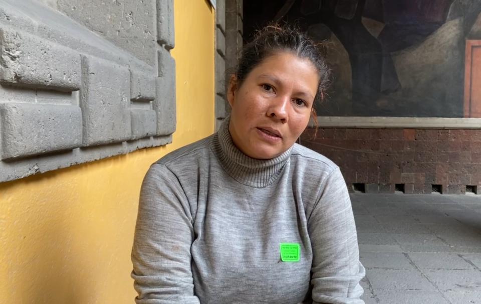 Angela Carolina Carvajal, migrante venezolana, en el Colegio de San Ildefonso, en Ciudad de México. (Albinson Linares)