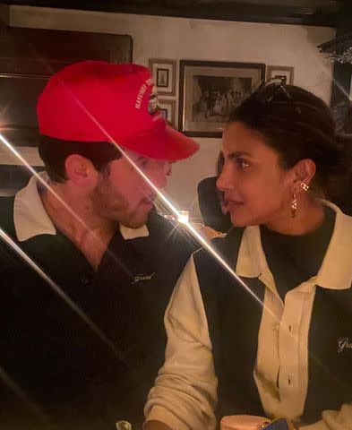 <p>Priyanka Chopra Instagram</p> Malti's happy parents