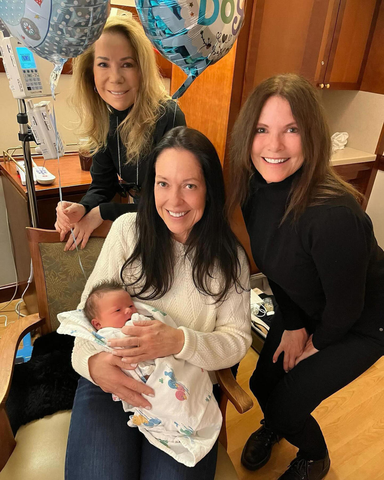 Kathie Lee with baby Ford at the hospital. (@kathielgifford via Instagram)