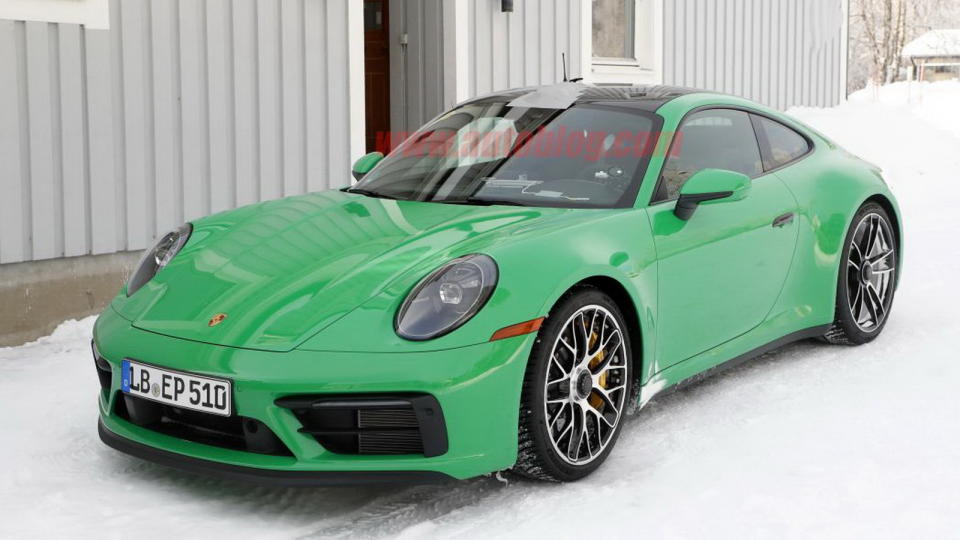 圖／Porsche 911 GTS無偽裝間諜照大公開，大膽鮮綠塗裝超搶眼。