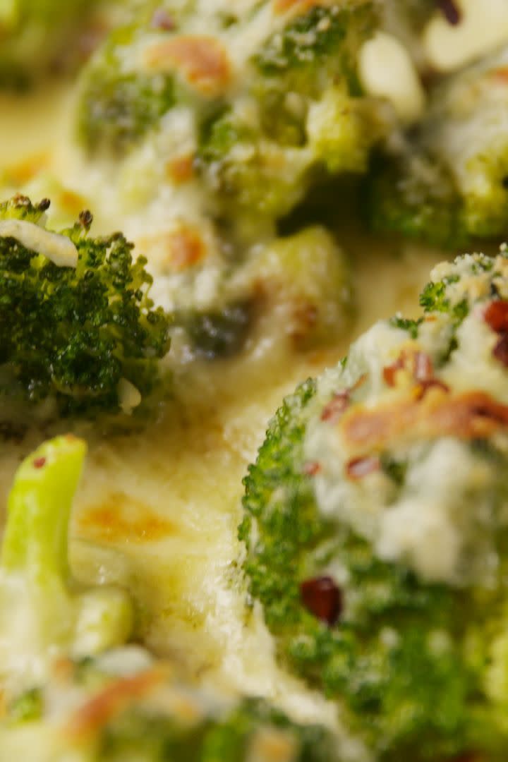 Cheesy Baked Broccoli