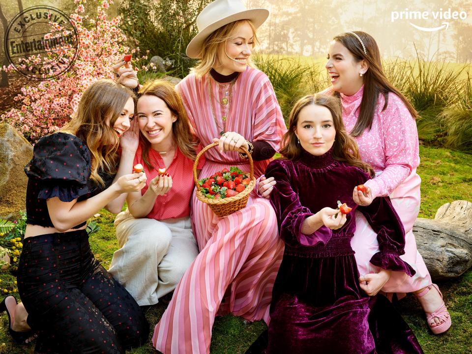 Billie Lourd, Katie Silberman, Olivia Wilde, Kaitlyn Dever, and Beanie Feldstein (
 Booksmart )