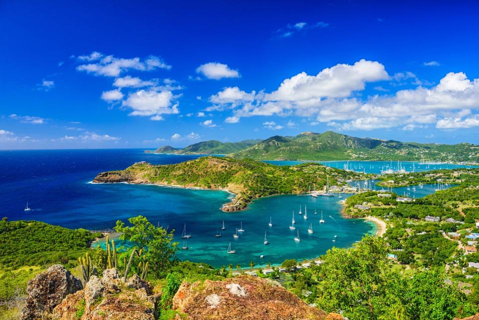 5) The Caribbean has over 7,000 islands.