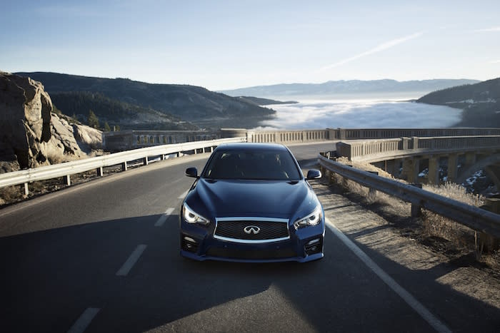 INFINITI Q50全新「晴空藍」 驚豔車色首批限量上市