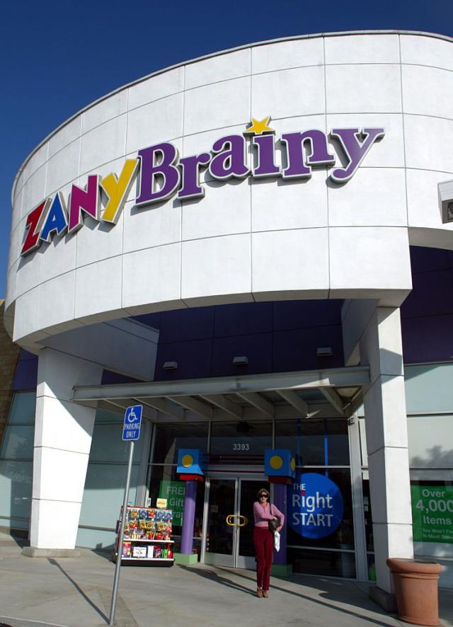 Iconic Stores You Grew Up With That Are No Longer Around