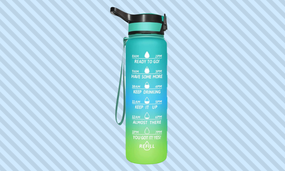 Get help reaching your hydration goals. (Photo: Amazon)