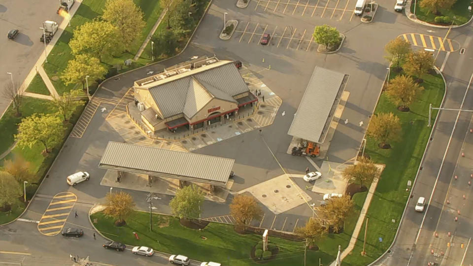 Police respond to an incident at a Wawa in Upper Macungie Township in Lehigh County, Pa., on April 21, 2021. (WCAU)