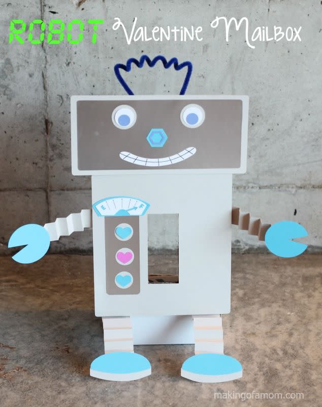 DIY Robot Valentine's Day Box