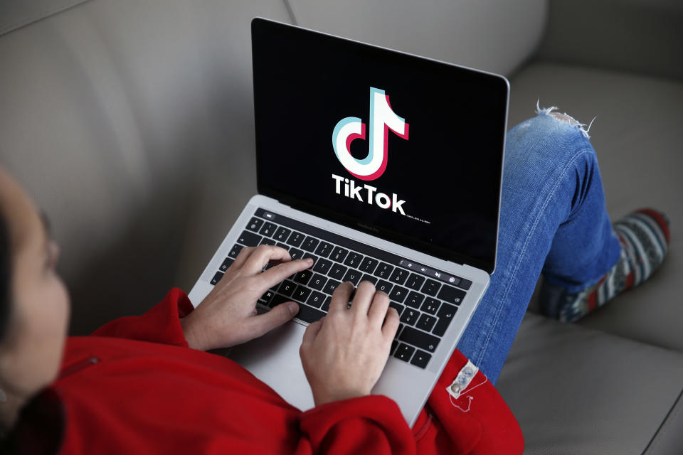 PARIS, FRANCE - NOVEMBER 20: In this photo illustration the logo of Chinese media app for creating and sharing short videos TikTok, also known as Douyin is displayed on the screen of an apple macbook pro computer on November 20, 2019 in Paris, France. The social media TikTok developed by Chinese company ByteDance continues its meteoric rise and exceeded the milestone of 1.5 billion downloads. Tik Tok now surpasses Facebook and Instagram. (Photo by Chesnot/Getty Images)