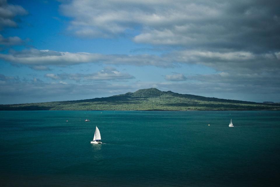 Sailboats on ocean, Rangitoto Island, Auckland, New Zealand