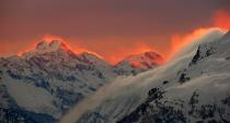 <span><b>17th most popular.</b><br>The sunset illuminates the peaks of the mountains near the Swiss mountain resort of St. Moritz, January 24, 2015. (REUTERS/Arnd Wiegmann)</span>