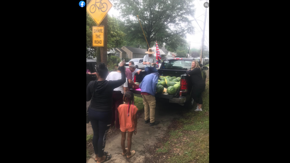 In the days following the shooting, community members flocked to Materna’s truck.