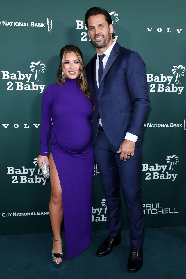 Jessie James Decker Debuts Baby No. 4 Bump at 2023 People's Choice