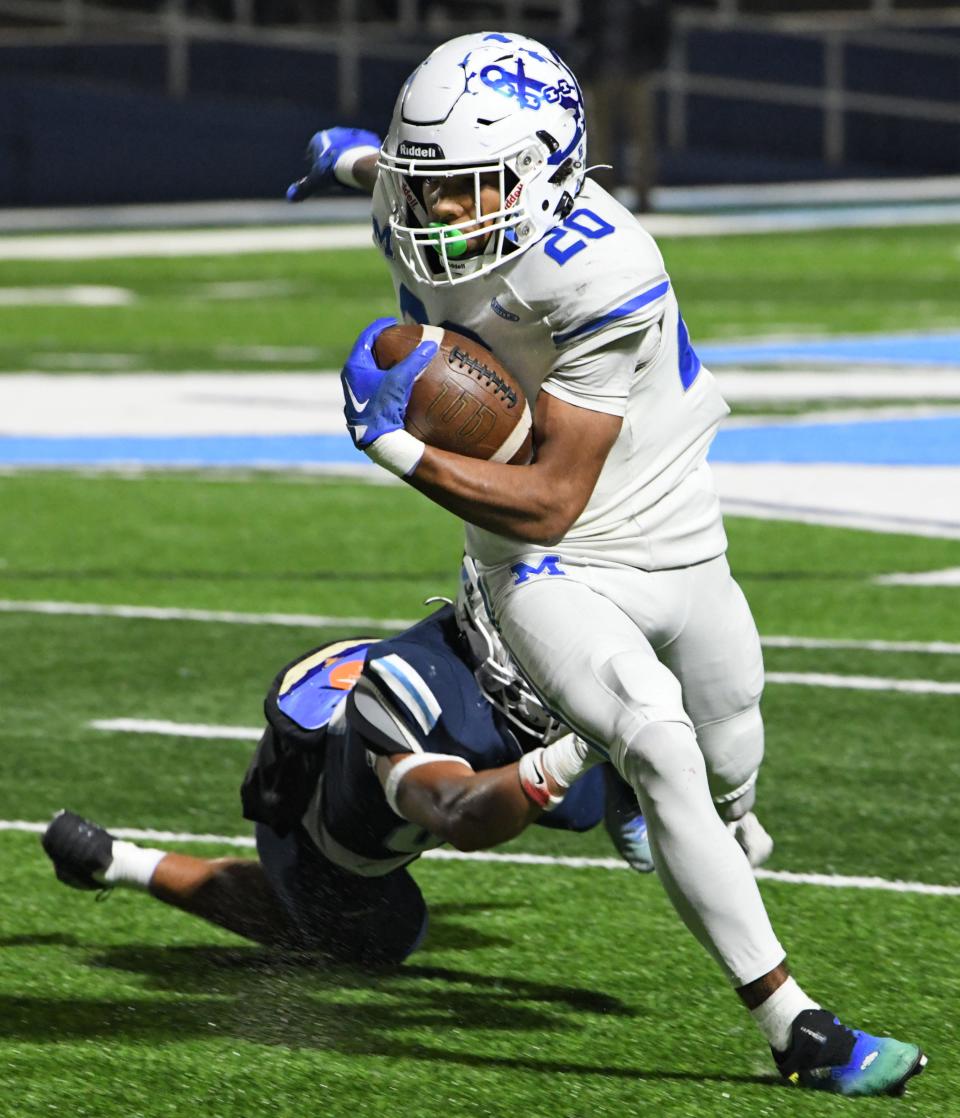 Mandeville's Nate Sheppard runs the ball against Airline in a quarterfinal playoff game Friday. The Skippers will meet Ruston Friday in the semifinals with a berth in the Superdome on the line.