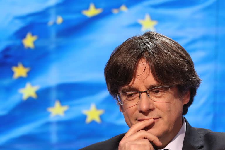 El expresidente de la Generalitat de Cataluña Carles Puigdemont durante la sesión plenaria en el Parlamento Europeo en la que la Eurocámara ha suspendido su inmunidad, en Bruselas, a 9 de marzo de 2021