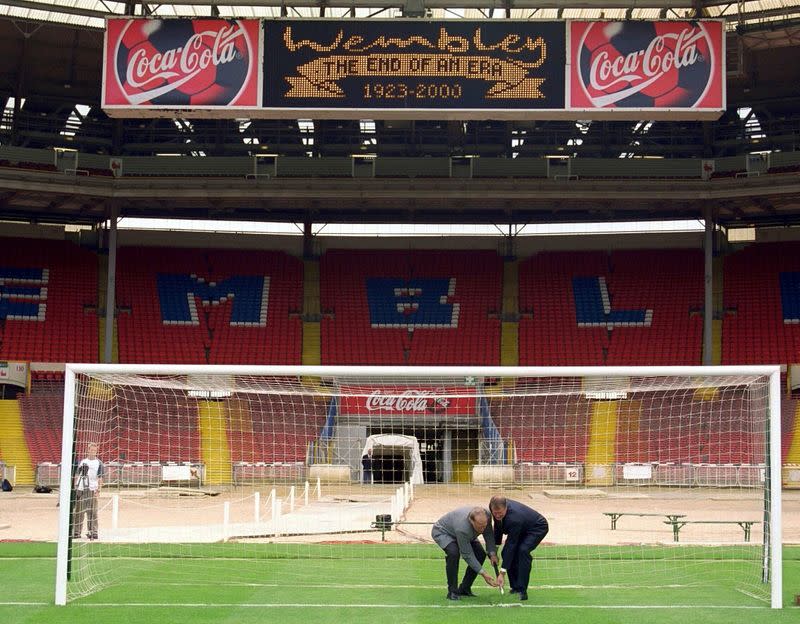 FILE PHOTO: Football - Wembley End Of An Era QXL Wembley Auctions , 17/5/00