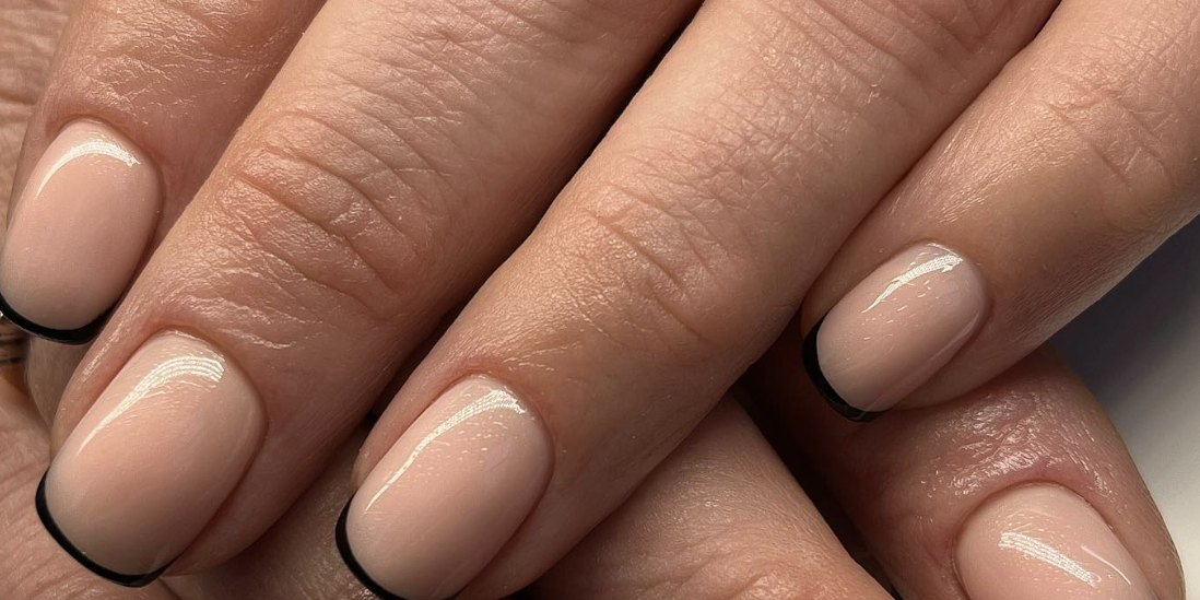 micro french manicure