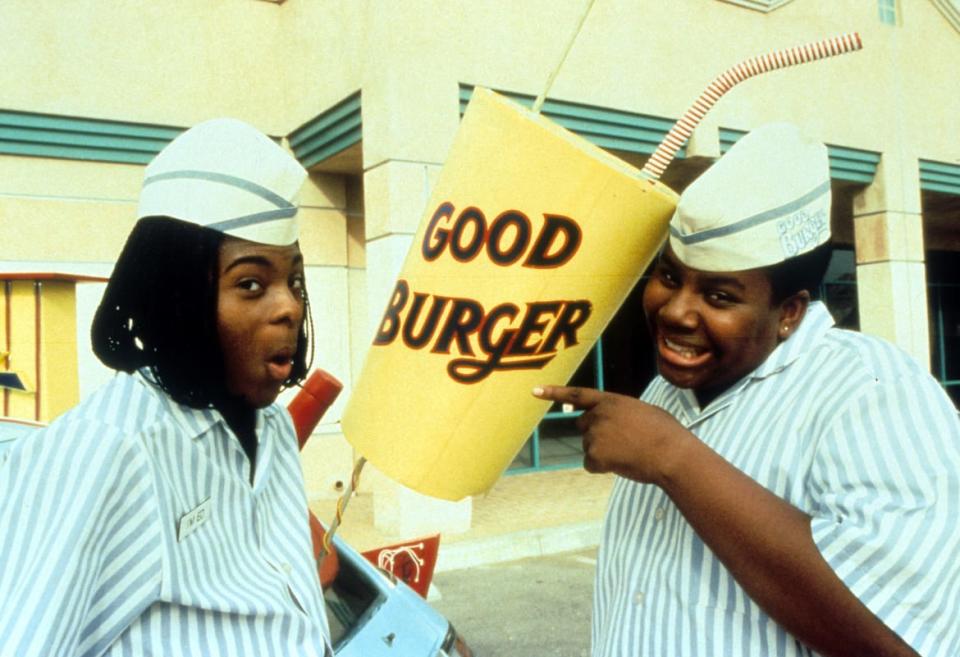 <div class="inline-image__caption"><p>Kel Mitchell and Kenan Thompson in <em>Good Burger</em></p></div> <div class="inline-image__credit">Paramount/Getty</div>