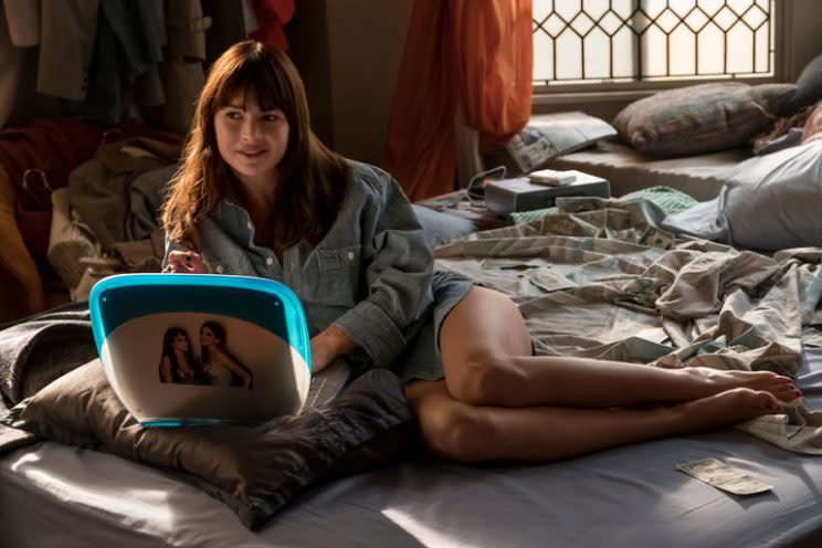 Britt Robertson in <em>Girlboss.</em> (Photo: Netflix)