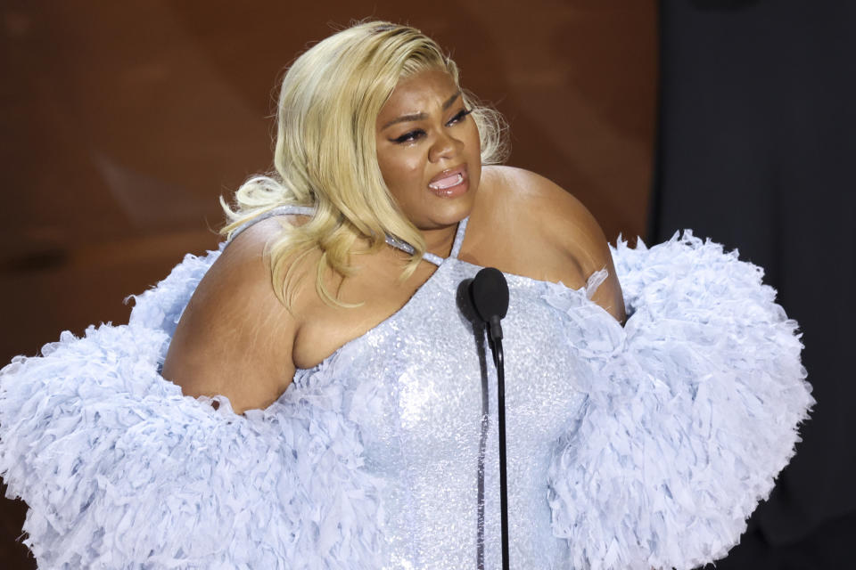 Da'Vine Joy Randolph accepts the Best Supporting Actress award for "The Holdovers" at the 96th Annual Oscars held at Dolby Theatre on March 10, 2024 in Los Angeles, California.