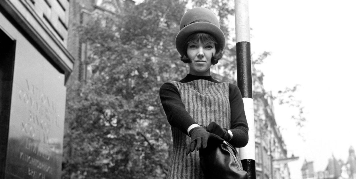 mary quant, clothes designer, standing near to her fashion shop bazaar, in the brompton road, knightsbridge,london, sw1, 14th october 1960 photo by cyril maitlandmirrorpixgetty images