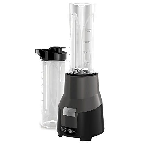 Up Your Smoothie Game with the Most Reliable Personal Blenders We